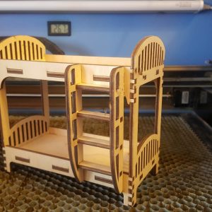 Макет двухъярусной кровати для кукол с деталями для лазерной резки