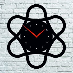 Макет для лазерной резки настенных часов с оригинальным дизайном и детализированным циферблатом.