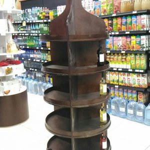 Элегантная полка в форме бутылки