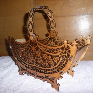 Макет для лазерной резки вазы-конфетницы с элегантным дизайном