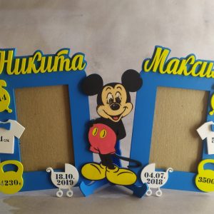 Креативный макет фоторамки в стиле Микки Мауса