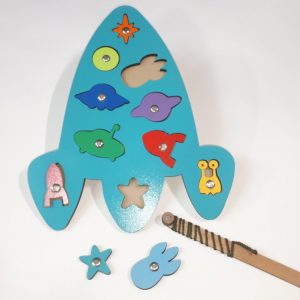 Макет игры-рыбалки для детей с космическим дизайном