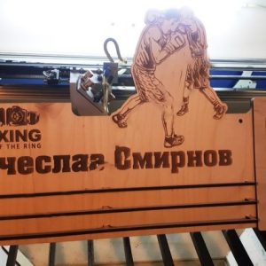 Медальница с дизайном в форме бокса