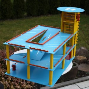 Макет для лазерной резки парковки с лифтом для детских игрушек