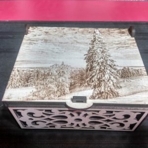 Элегантная шкатулка с зимним дизайном